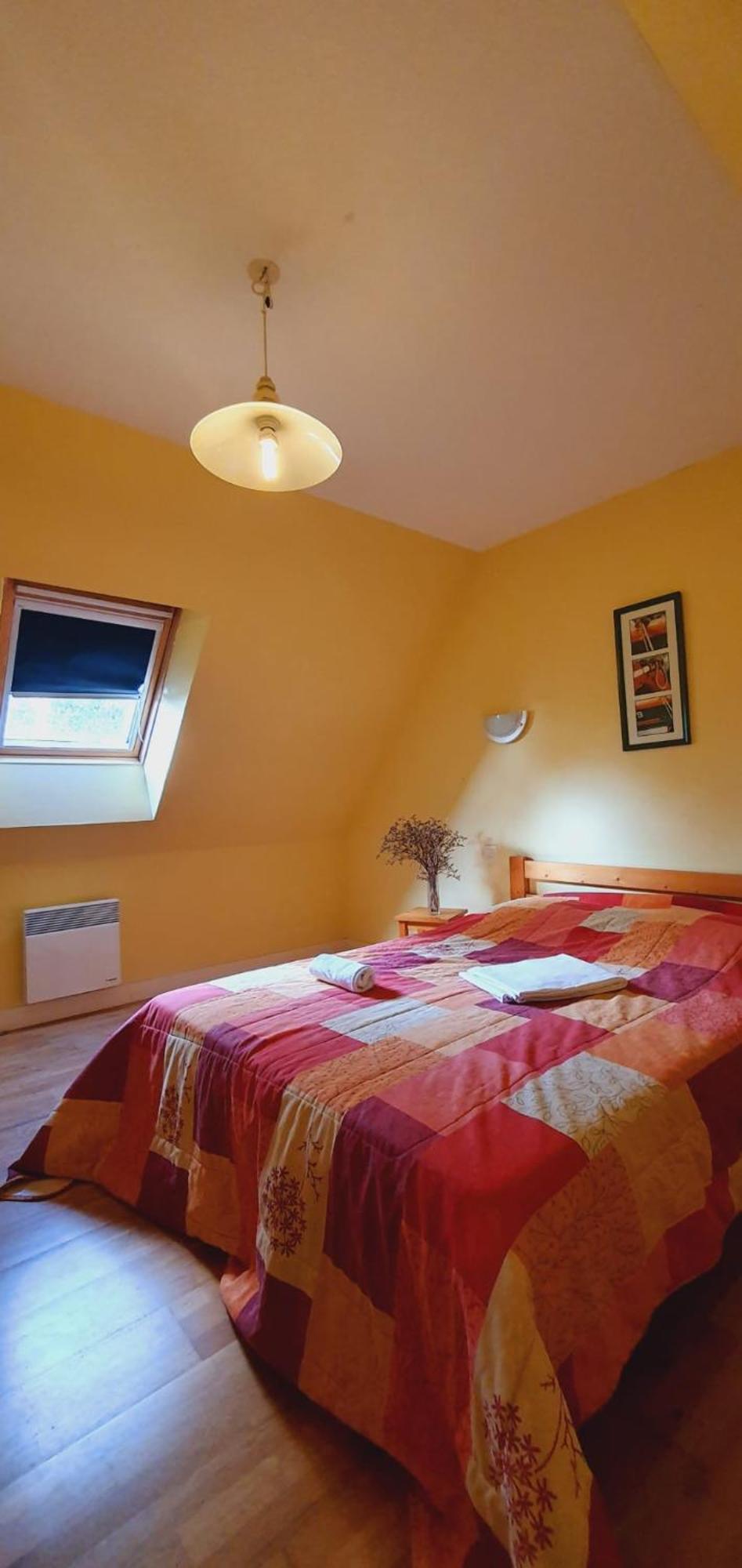 L'Auberge De La Porte Saint-Jouan-des-Guérets Quarto foto