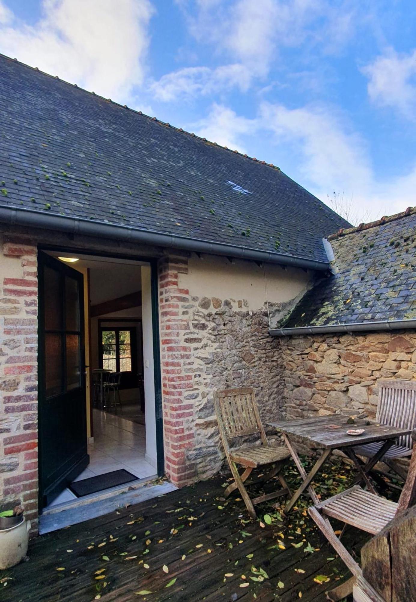 L'Auberge De La Porte Saint-Jouan-des-Guérets Quarto foto